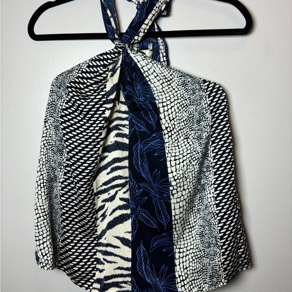 Banana Republic Navy and Blue Patterned halter top S - Picture 2 of 7